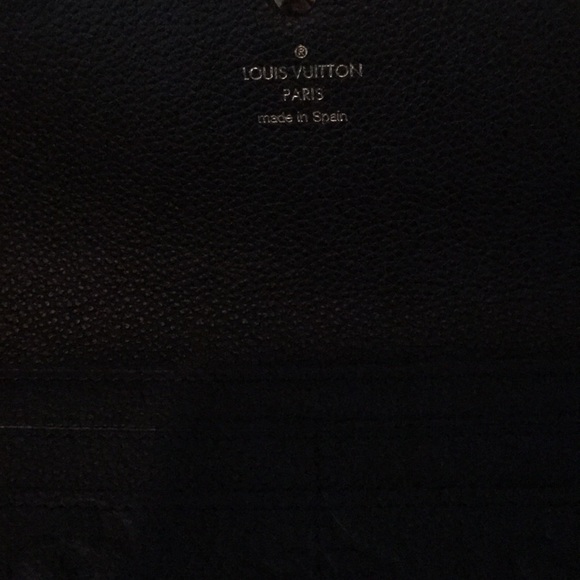 Authentic Louis Vuitton empereinte wallet - Picture 3 of 7
